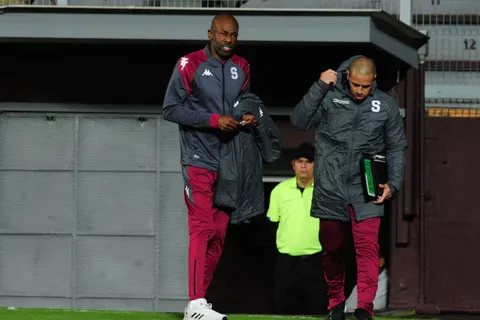 Wanchope sigue borrando jugadores en Saprissa.