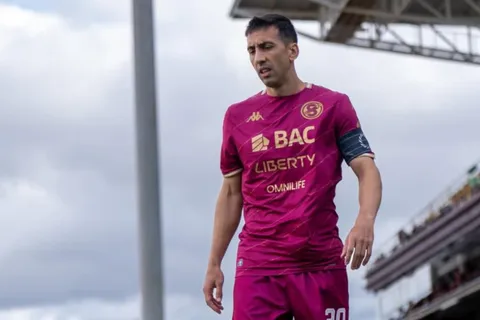 Saprissa se preocupa por Mariano Torres.