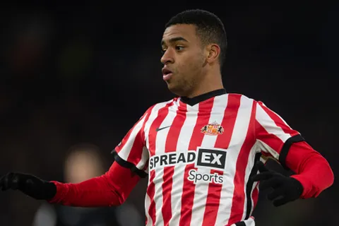 Jewinson Bennette asegura que está creciendo futbolísticamente a pesar de no estar en el primer equipo de Sunderland
