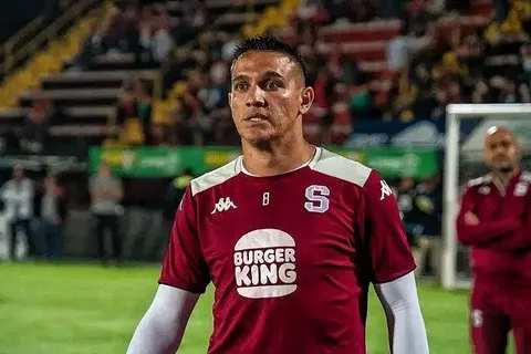 No se esconde: David Guzmán responde con todo en medio de las críticas de la afición de Saprissa