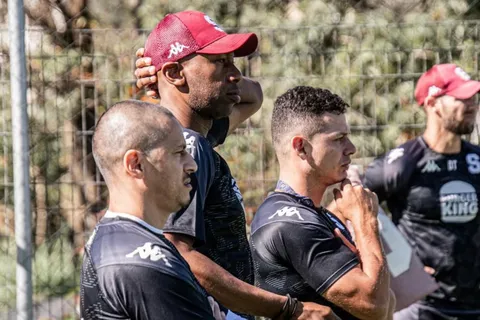 Wanchope tiene un problema en puerta.