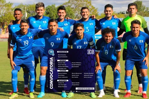 Los convocados de El Salvador para su campamento en Estados Unidos