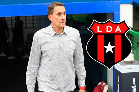 Se preocupa Guimaraes: figura de Alajuelense prepara las maletas para dejar Costa Rica
