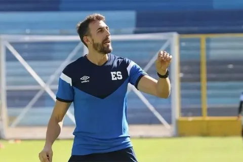 Sorpresa en El Salvador: David Dóniga tiene charlas avanzadas con un jugador de Sudamérica