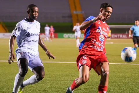 Sporting San Miguelito vs. Xelajú MC: ¿A qué hora y cómo ver hoy la vuelta de los cuartos de final? Copa Centroamericana 2025