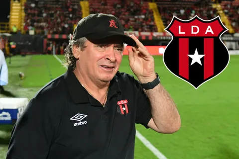 Fue asistente de Machillo Ramírez, salieron campeones juntos y ahora opinó si debe seguir como DT de Alajuelense: "Es muy emotivo"