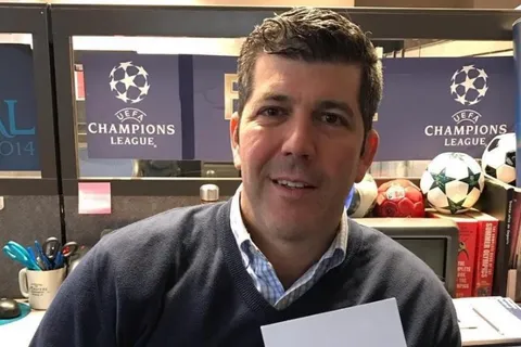 Fernando Palomo cumplió su promesa y lució camiseta de Alianza en Madrid