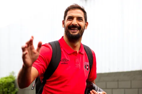 celso borges-alajuelense