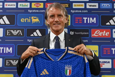 El supuesto segundo sueldo de Mancini que pone bajo la lupa las cuentas del Manchester City