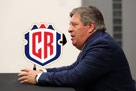 costa rica-piojo herrera en conferencia de prensa