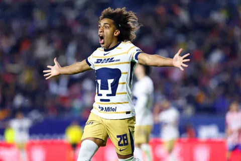 “Volver a Europa”: Adalberto Carrasquilla sorprende a Panamá con sus planes lejos de Pumas.