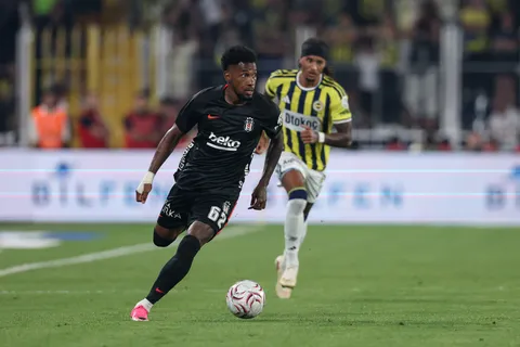 Amir Murillo también está aportando goles.