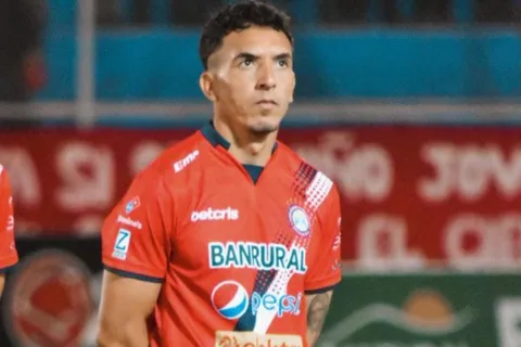 Oscar Rai Villa reveló por qué decidió dejar Xelajú para firmar por Real España