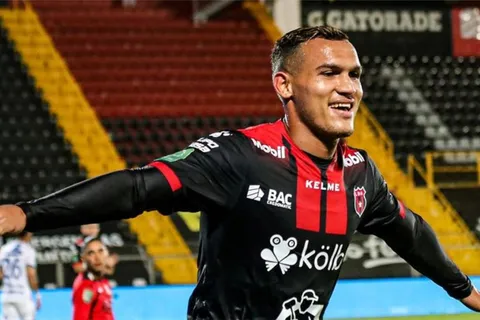 Jurguens Montenegro podría convertirse en la segunda mejor venta en la historia de Alajuelense