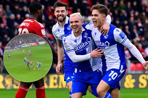 Brandon Aguilera debutó con un golazo en Bristol Rovers (VIDEO)
