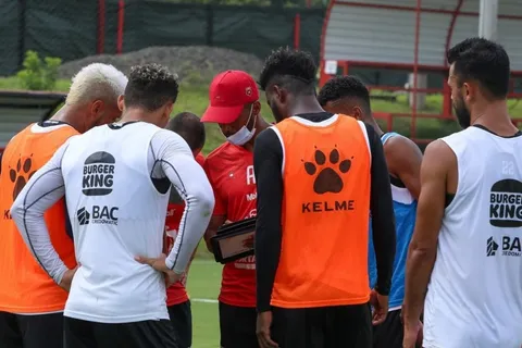 Alajuelense y Herediano preparan las semifinales con menos de la mitad de su plantel estelar