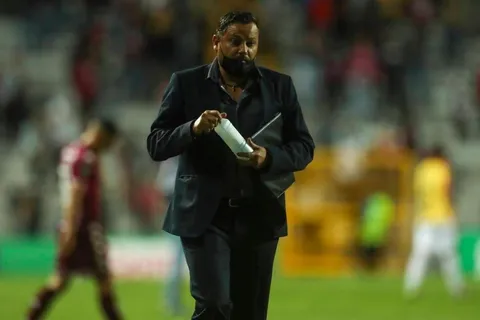 Jeaustin Campos: "Yo no le deseo a nadie que venga a Saprissa, es el infierno"