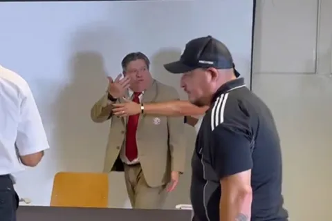 Miguel Herrera se enojó con un periodista. (Foto: Captura de Pantalla)