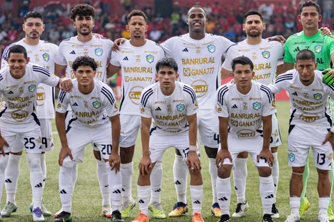 Comunicaciones suma un problema más que podría agravar su crisis en el Torneo Apertura 2025