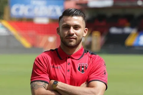 Exjugador del Saprissa es nuevo fichaje de Alajuelense