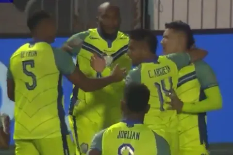 Motagua sufre batacazo de Olancho FC: goles y resumen de la caída azul en la fecha 3 de las Triangulares en Honduras