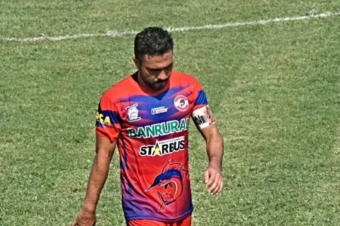 Mexicano Carlos Kamiani Félix, cerca de un récord en Guatemala