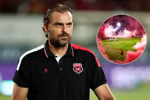 El particular pedido de Andrés Carevic a la afición de Alajuelense.