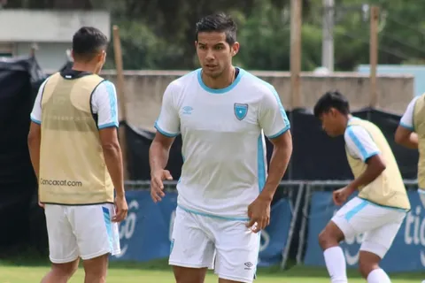Chucho López llama a la unidad en la Selección de Guatemala