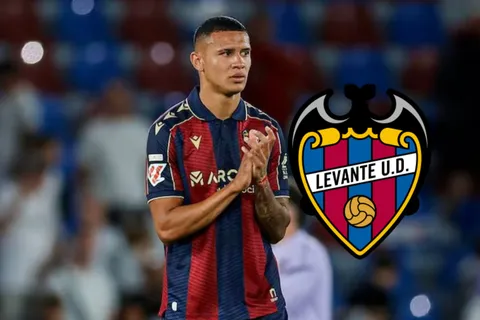 Kervin Arriaga vive una pesadilla: volvió a jugar, pero da esta terrible noticia a Levante que en Honduras no pueden creer