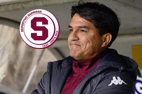 Aprobados por Vladimir Quesada: los tres refuerzos que Saprissa tiene en la mira tras cerrar la venta de Kenay Myrie
