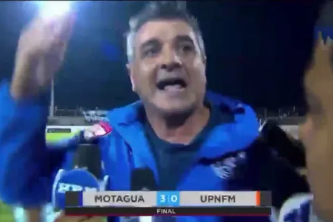 Diego Vázquez también estalla: "Se vendieron"
