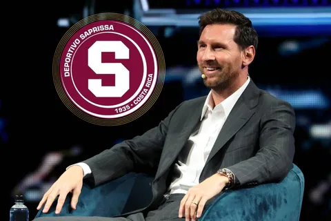 Mientras Lionel Messi adquirió el Cornellá de España por €2 millones, esta es la cifra que necesitaría para comprar Saprissa