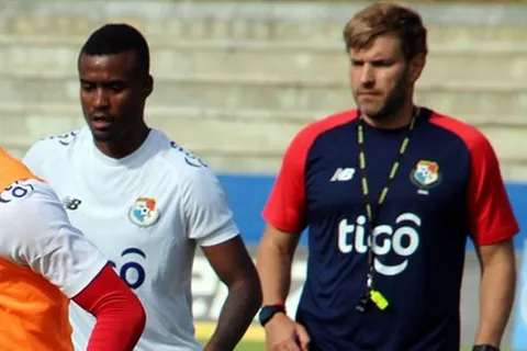 Ángel Sánchez anuncia convocatoria para la selección Sub-20 de Panamá