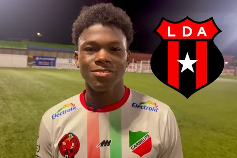 Quién es y cómo juega Camilo Mondragón, el posible refuerzo extranjero de Alajuelense que nadie tenía en el radar