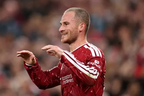 Chelsea estaría atento a Mac Allister, quien desea seguir en Liverpool