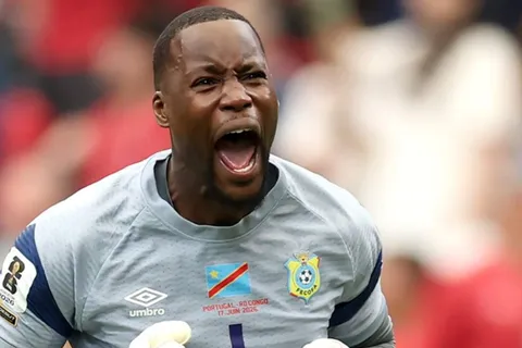 Quién es Lionel Mpasi, el arquero de Congo que dejó Francia y se transformó en la pesadilla de Cristiano Ronaldo