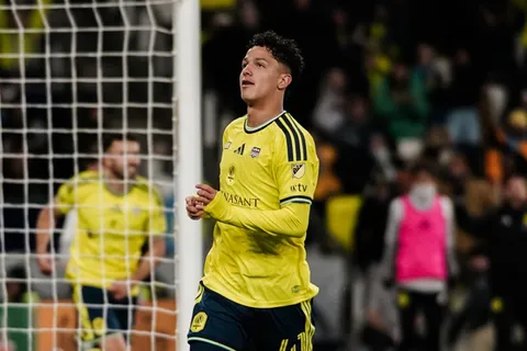 Warren Madrigal hace historia en la MLS.