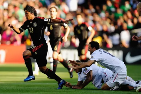 ¿Es el gol de Giovani Dos Santos a EEUU el mejor de la Copa Oro?