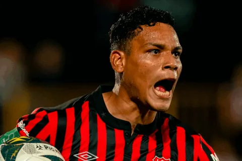 creichel perez-alajuelense