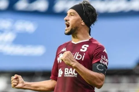 ¿Christian Bolaños al Herediano? Gerente florense dejó ver su interés por el volante