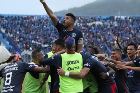 Motagua golea a Real España y se pone a un paso del título [VIDEO]