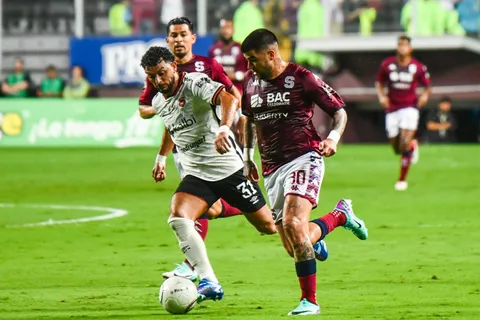Hay sanciones: Saprissa y Alajuelense reciben respuesta del Tribunal Disciplinario