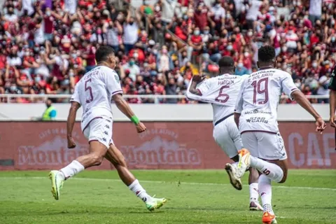 Paternidad de Saprissa ante Alajuelense tiene una nueva marca