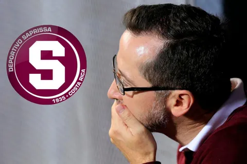 Afuera: Saprissa despide a una figura multicampeona y la furia morada estalla contra la directiva