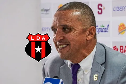 erick lonnis en conferencia-saprissa-alajuelense