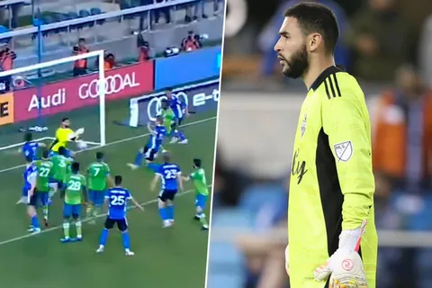 Alex Roldán terminó como portero y se lució con una atajada [VIDEO]