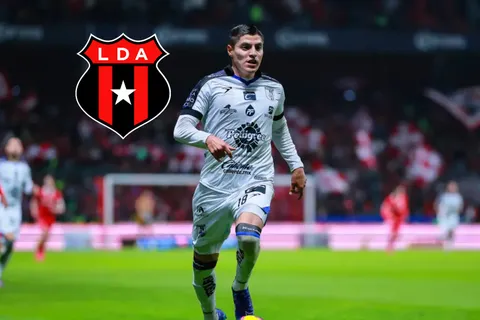 ¿Quién es y cómo juega Ronaldo Cisneros, el 9 mexicano que llegará a Alajuelense para reemplazar a Jonathan Moya?