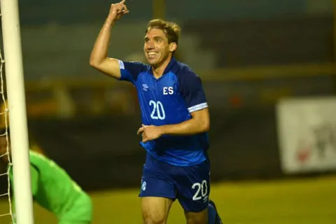 Pablo Punyed envía mensaje al Bolillo Gómez luego de su regreso a los terrenos de juego