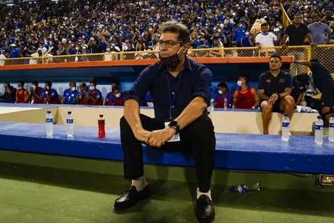 Hugo Pérez: "Jamaica es un equipo potente"