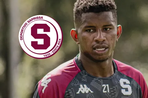 Fidel Escobar tampoco se salvó: la dura sanción que recibió junto a Mariano Torres en Saprissa